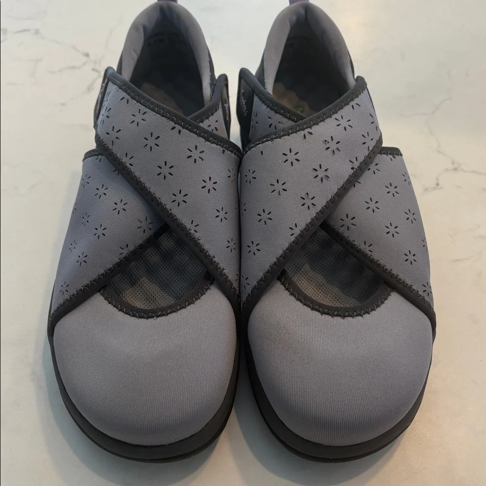 Jambu Womens Millie Vegan Slip‎ On Sneakers Shoes